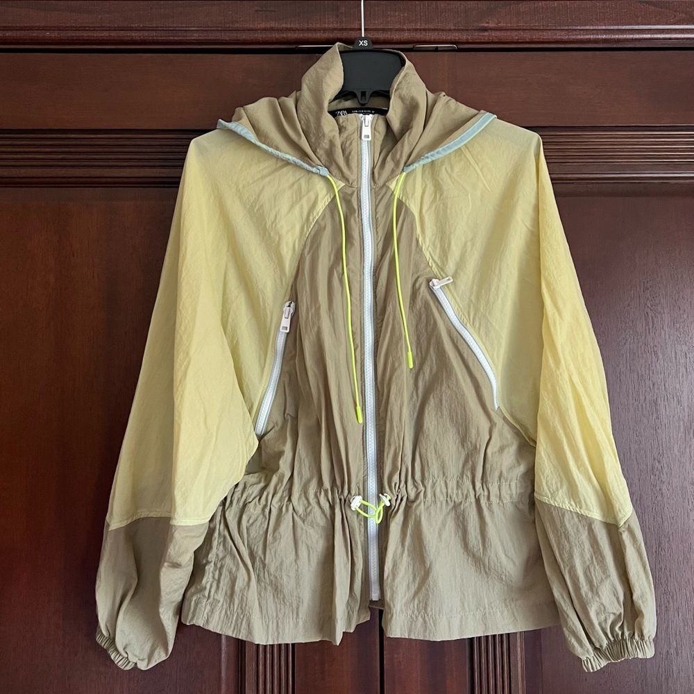 Zara Windbreaker